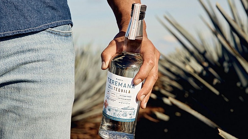 the-rock-teremana-blanco