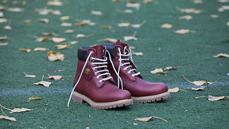 timberland footbal leather boots.JPG