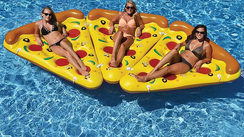 tysraft1000033566_-03_swimline-pool-pizza-slice-float