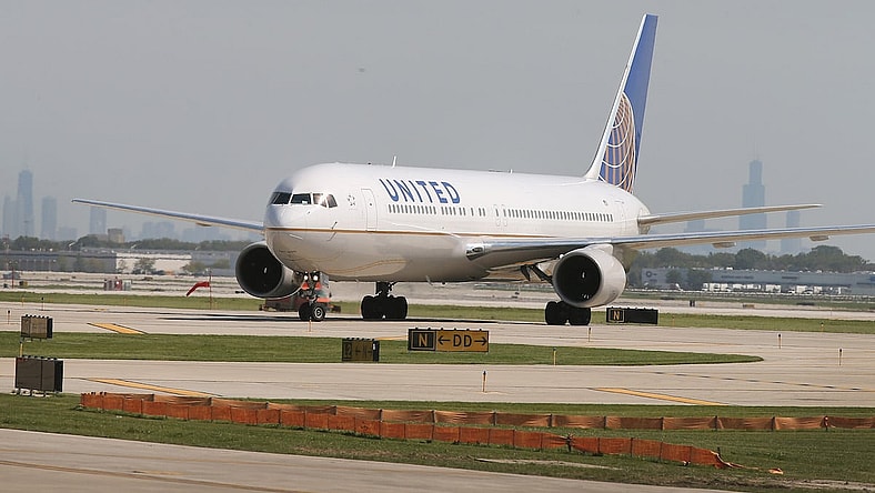 united-airlines-main