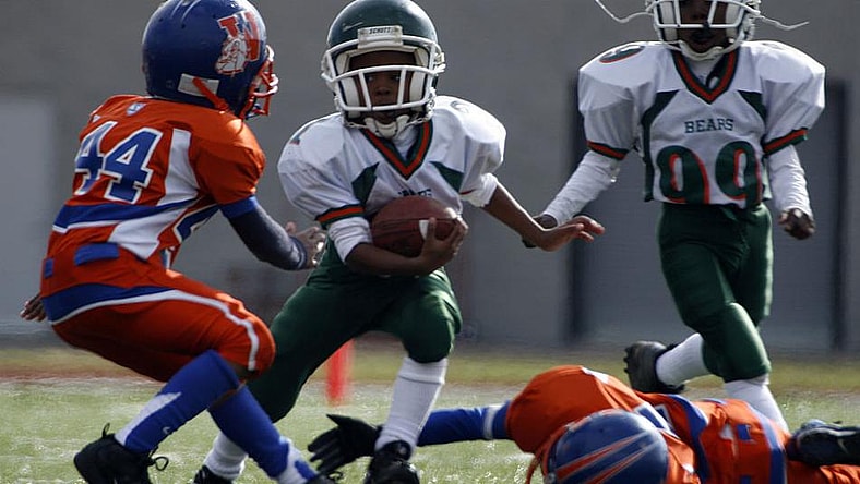 youth tackle football