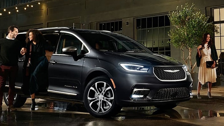 2021 Chrysler Pacifica Promo 2