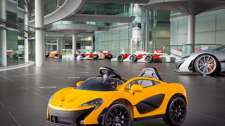 6928160610-McLaren-P1-Toy-Car-_31.jpg