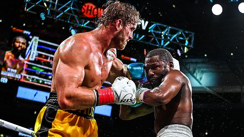 mayweather-v-paul-GettyImages-1233311927