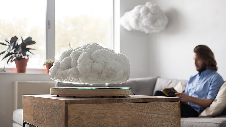 Making Weather combines Richard Clarkson's cloud with Crealev's floating (Photo: Crealev)