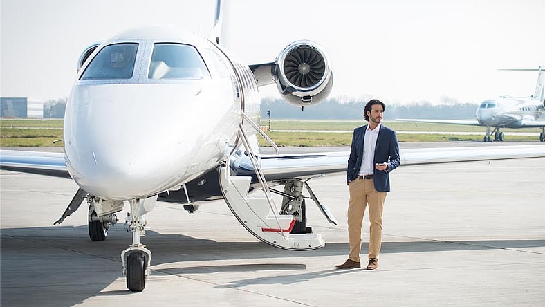 Stratajet lets you book a private jet in real-time (Photo: Stratajet)