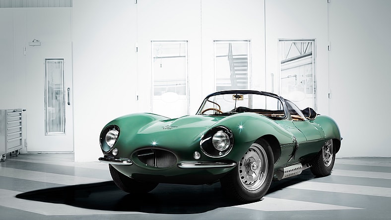XKSS Front 3_4.jpeg