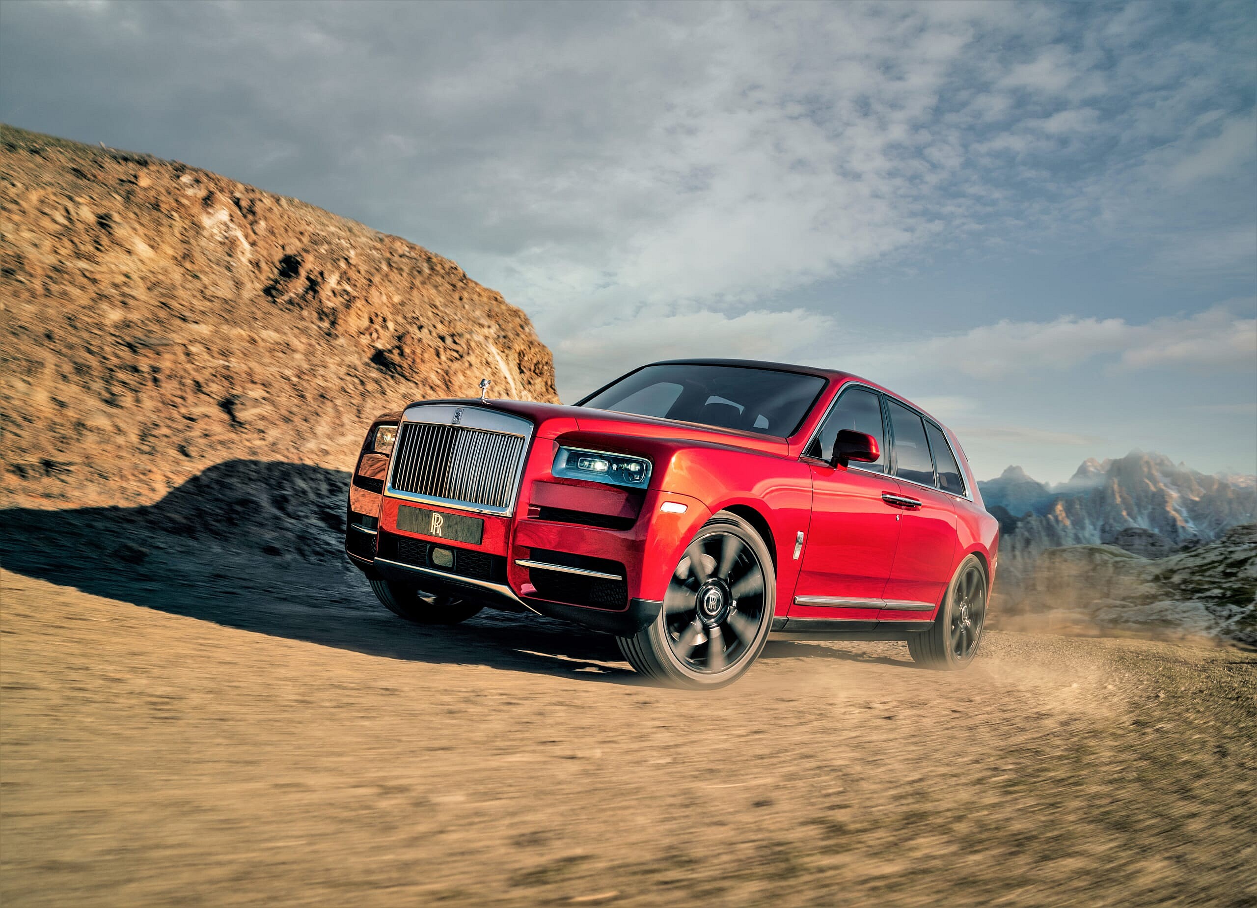 Cullinan Magma Red ext (3)
