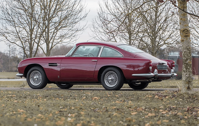 1965 Aston Martin DB5 5