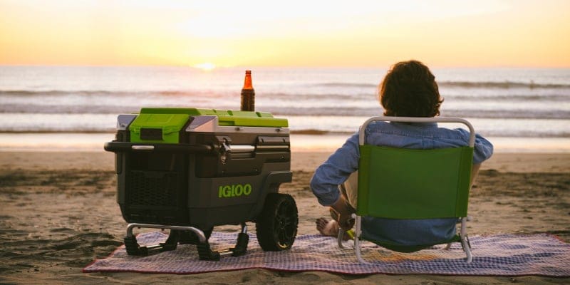 Trailmate's clearance makes for easy travel and cooler contents (Photo: Igloo Products Corp)