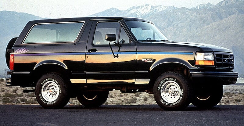 1992-Ford-Bronco-Nite-Edition-Exterior-001
