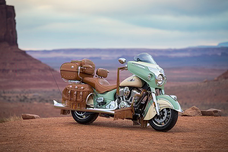 2017-Roadmaster-Classic-Accessorized-01