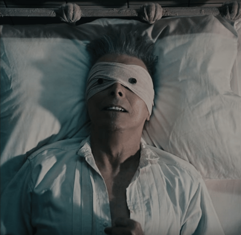 Screen Shot 2016-01-07 at 10.16.47 AM.png np01072016_Bowie_Lazarus.jpg