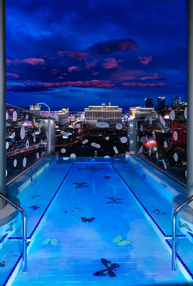 balcony-_-pool-1