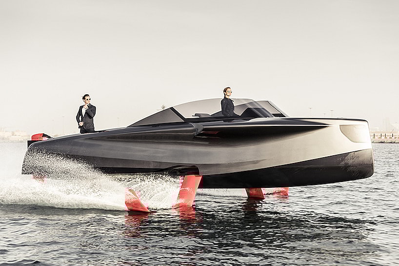 FlyingYacht