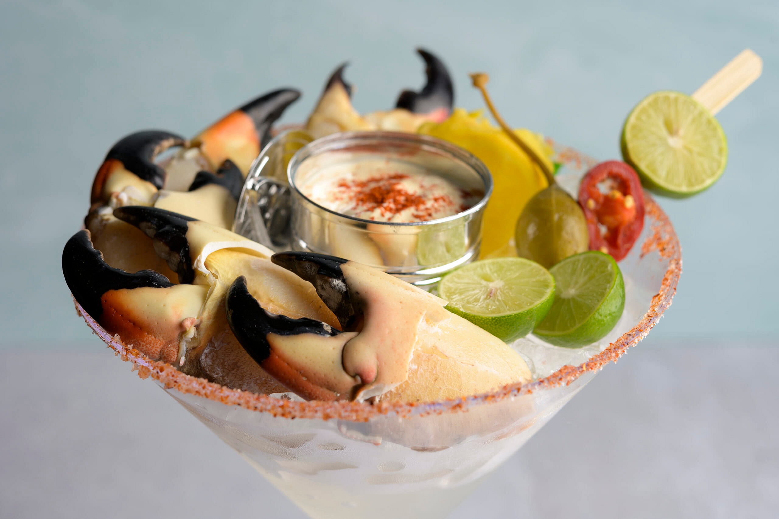 SBLIV Centerplate Stone Crab Cocktail Hori - Credit Matthew Noel