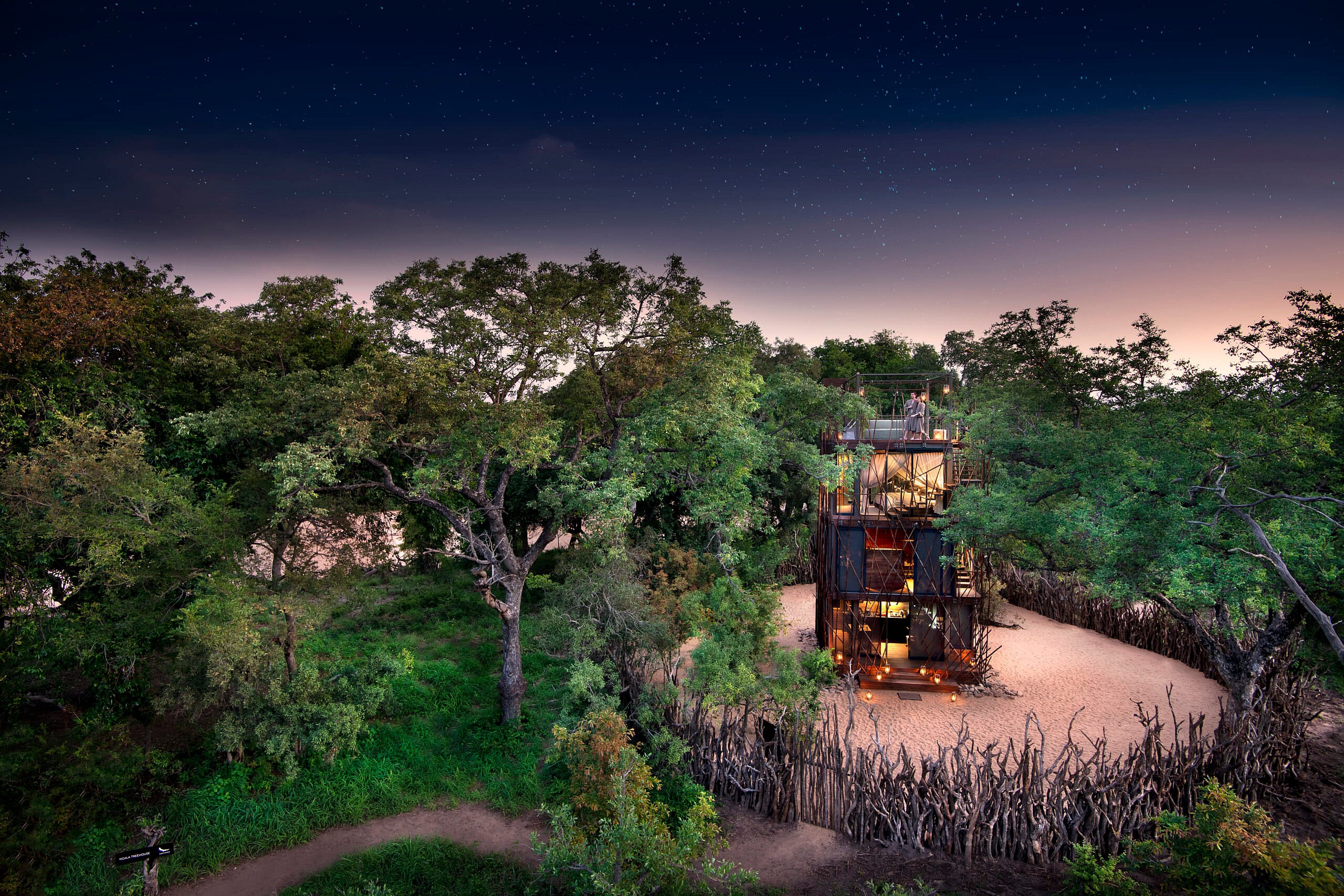 Under-the-stars-of-Ngala-Treehouse-in-the-Kruger