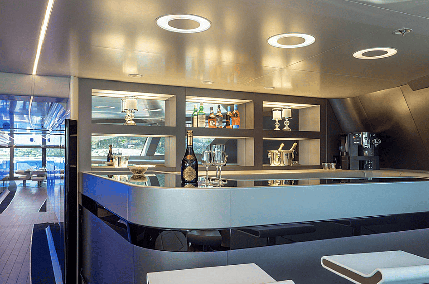 ROYAL FALCON ONE Luxury Motor Yacht for Salesaloon