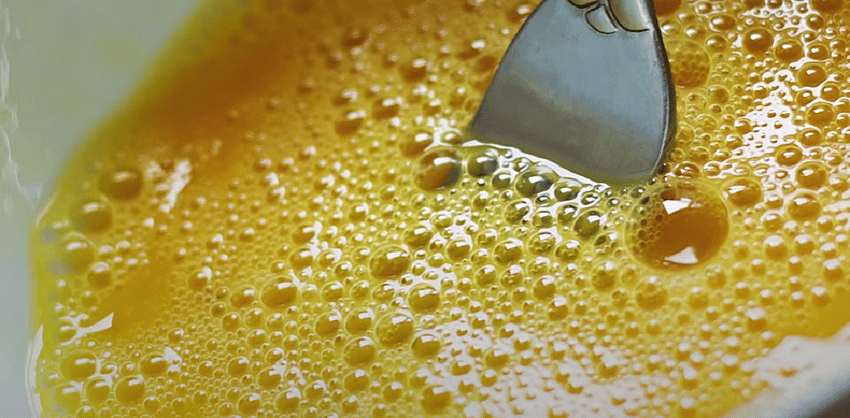 egg-grab-2 Beaten eggs