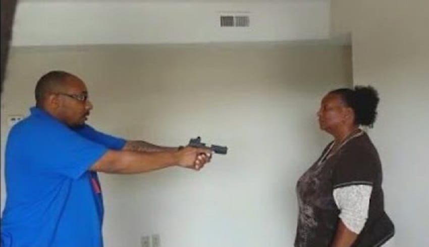World's worst firearms instructor