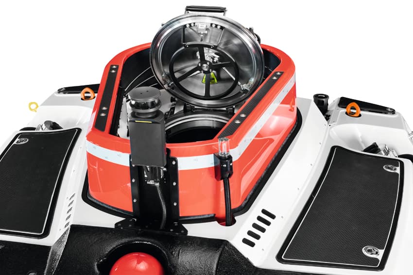 Super-Yacht-Sub-3-Top-Hatch-Open-LR