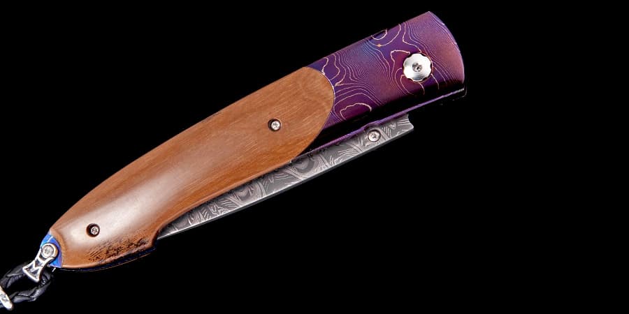 William Henry Knives - Lancet Orchid.jpg The slightly more subtle Lancet Orchid inlays 10,000-year old walrus fossil ivory (Photo: William Henry)