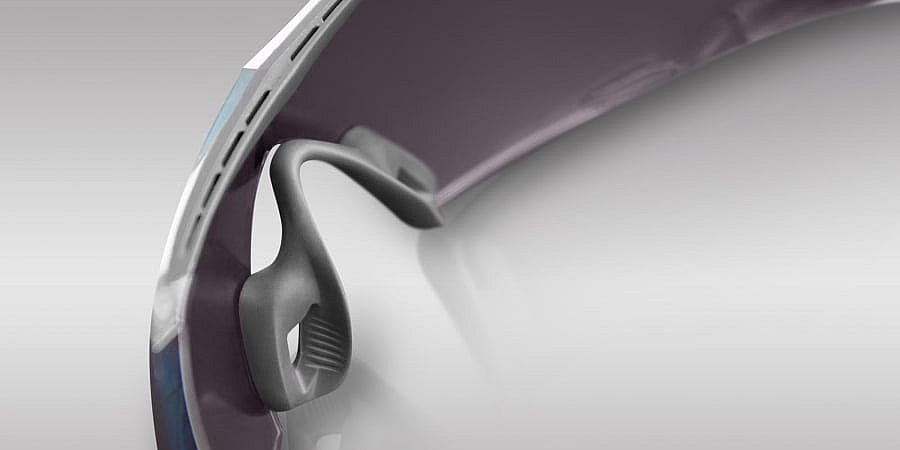 Nike Wing single-body curved sun shield - inside.jpg Designed for minimal fogging and maximal aerodynamics (Photo: Nike)