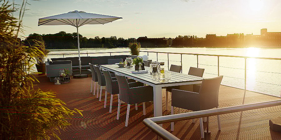 Rev House floating penthouse - rooftop.jpg A 1,000+ square foot terrace (Photo: rev-house living spaces)