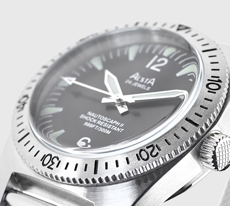 jaws-watch-1