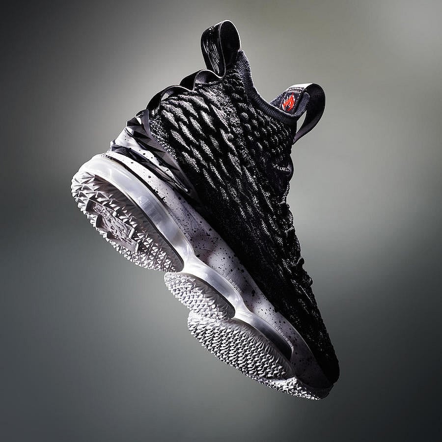 Nike-LeBron-15-Square_native_1600