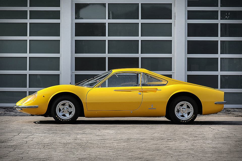 Ferrari dino-206gt