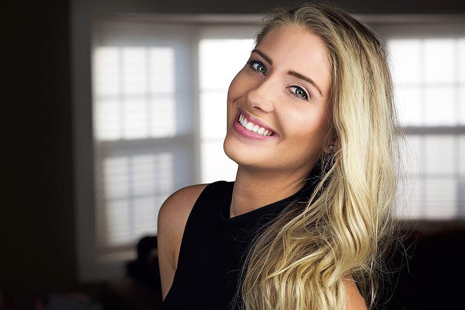 JENNA%20MAXIM.jpg