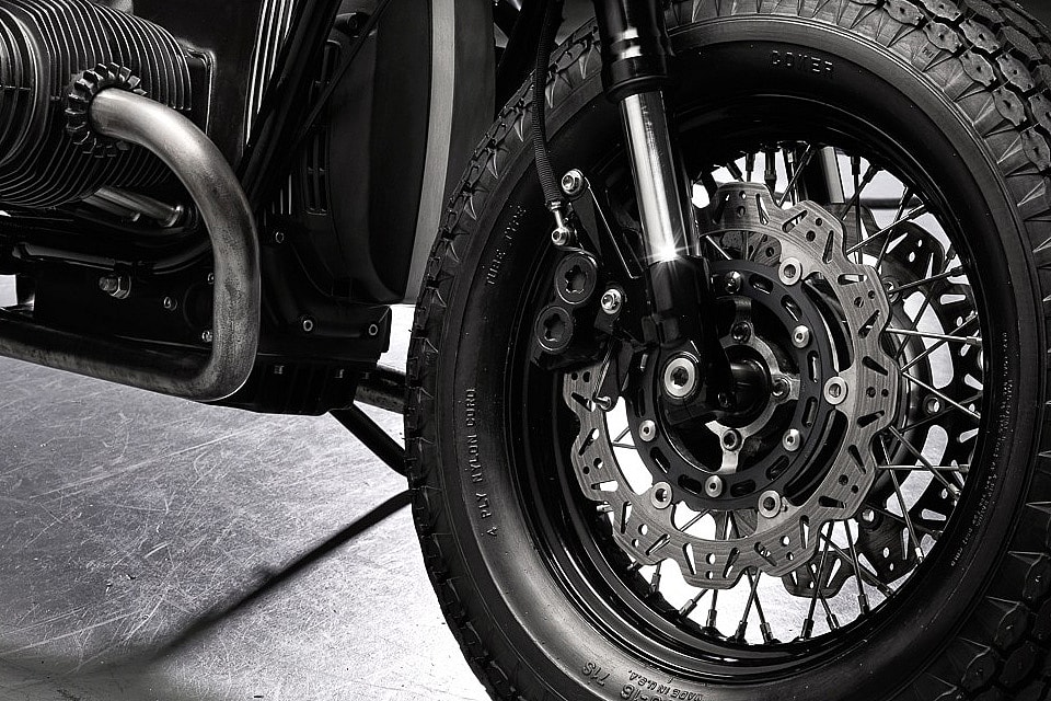 sinroja-motorcycle-bmw-r3-8.jpg