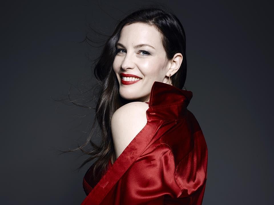 liv-tyler-triumph-essence-5
