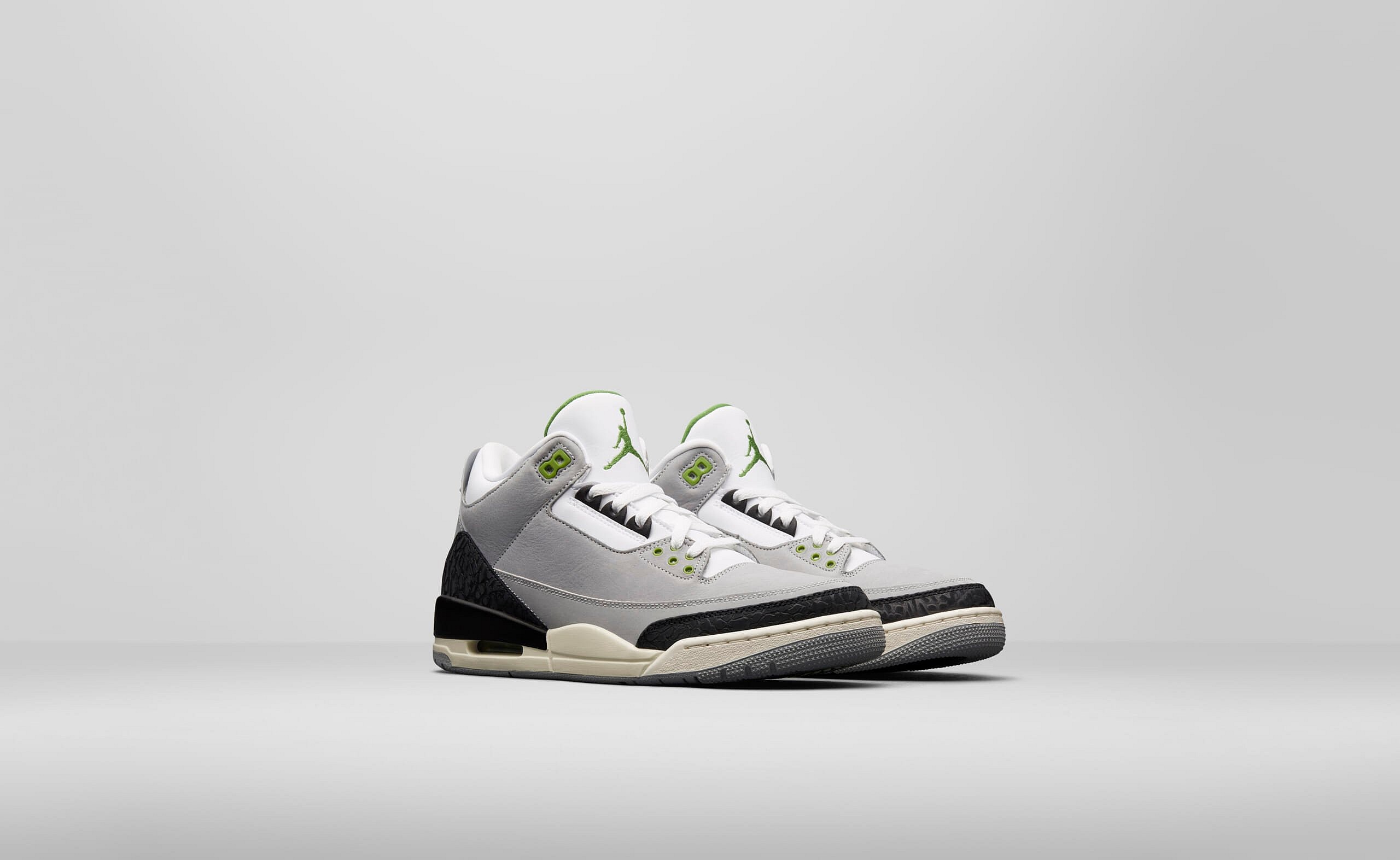 136064-006_A4_Pair_HR_original