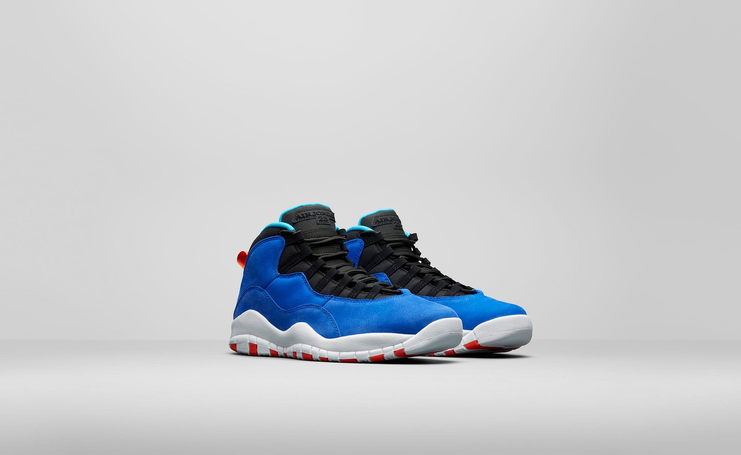 310805-408_A4_Pair_HR_original