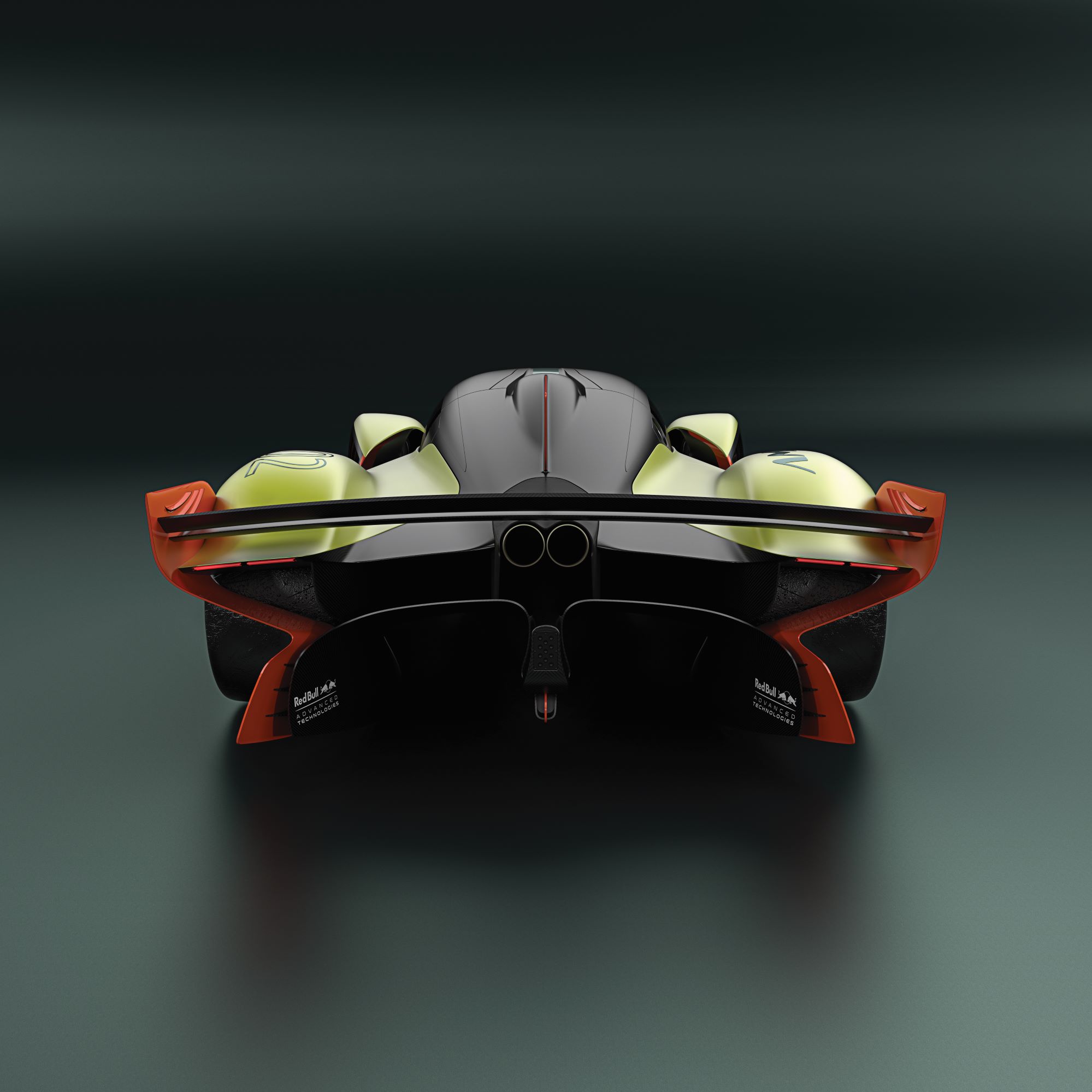 0219-MX_ASTON MARTIN.01