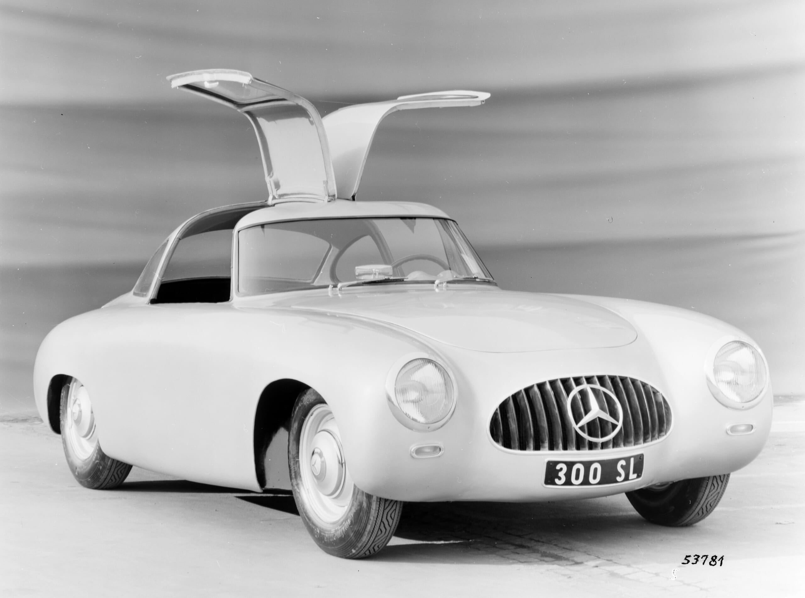 1952 Mercedes-Benz 300SL race car.jpg