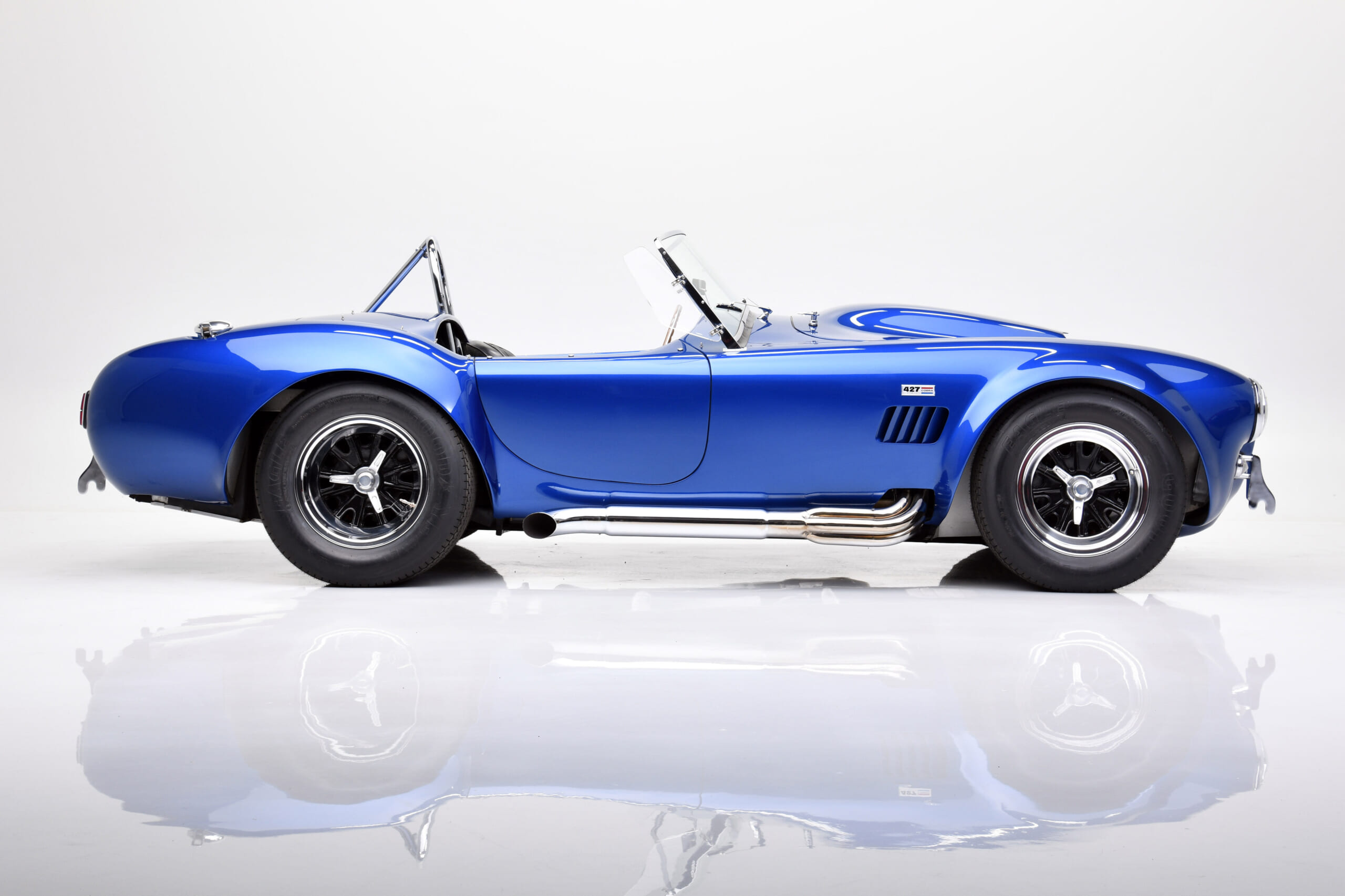 1966 SHELBY COBRA 427 SUPER SNAKE (1)