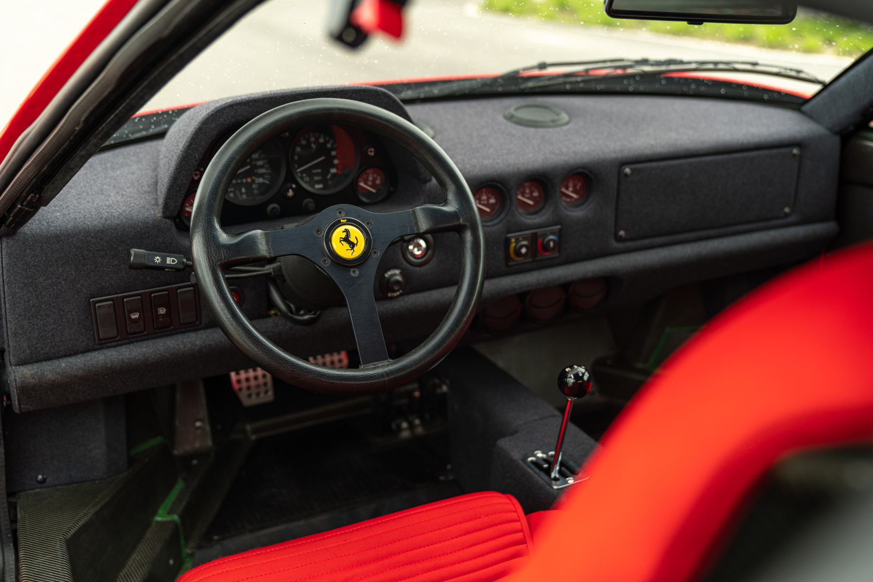 1992 Ferrari F40 (1)