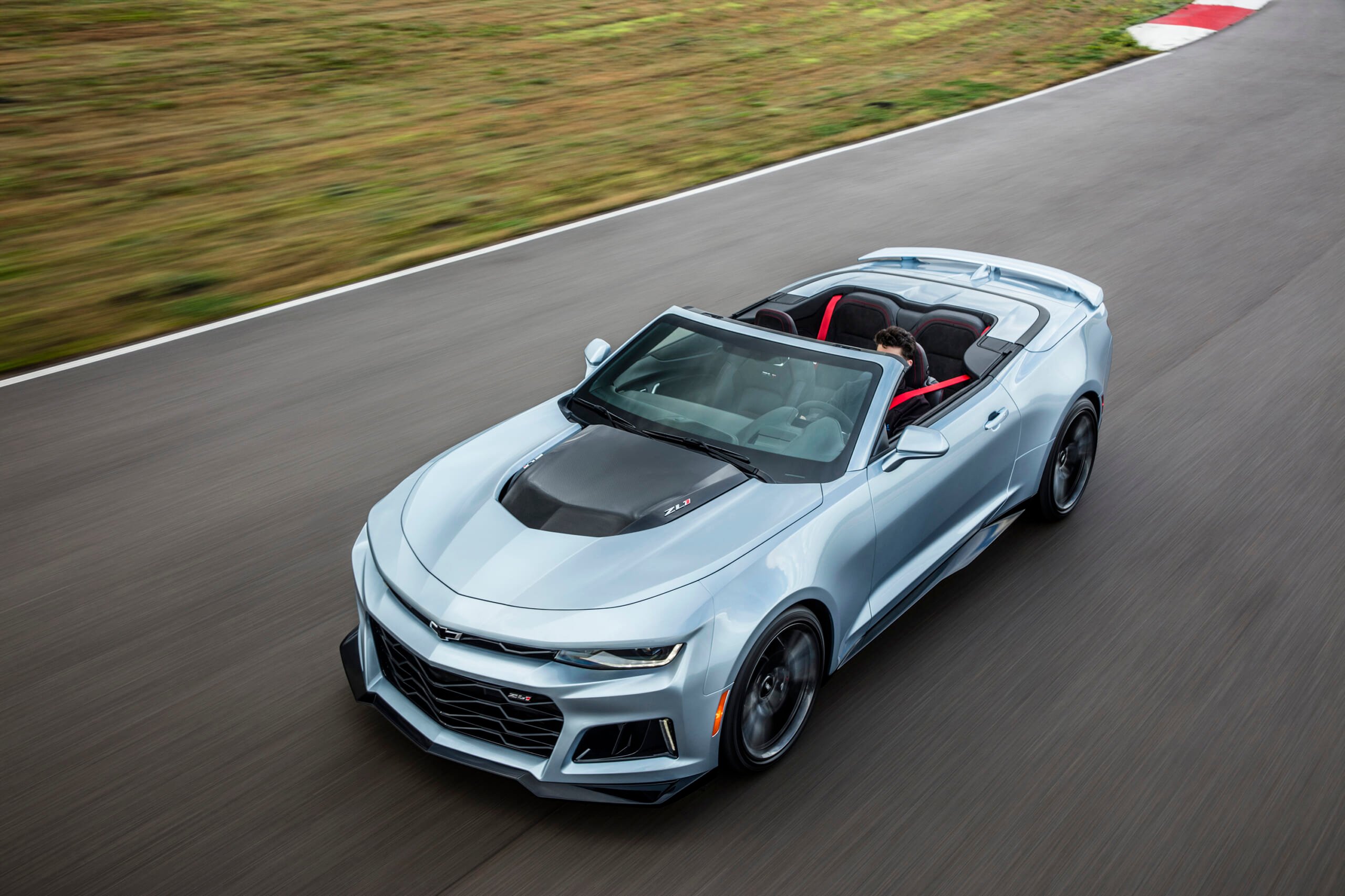 2017-Chevrolet-Camaro-ZL1-Conv-027 (1)