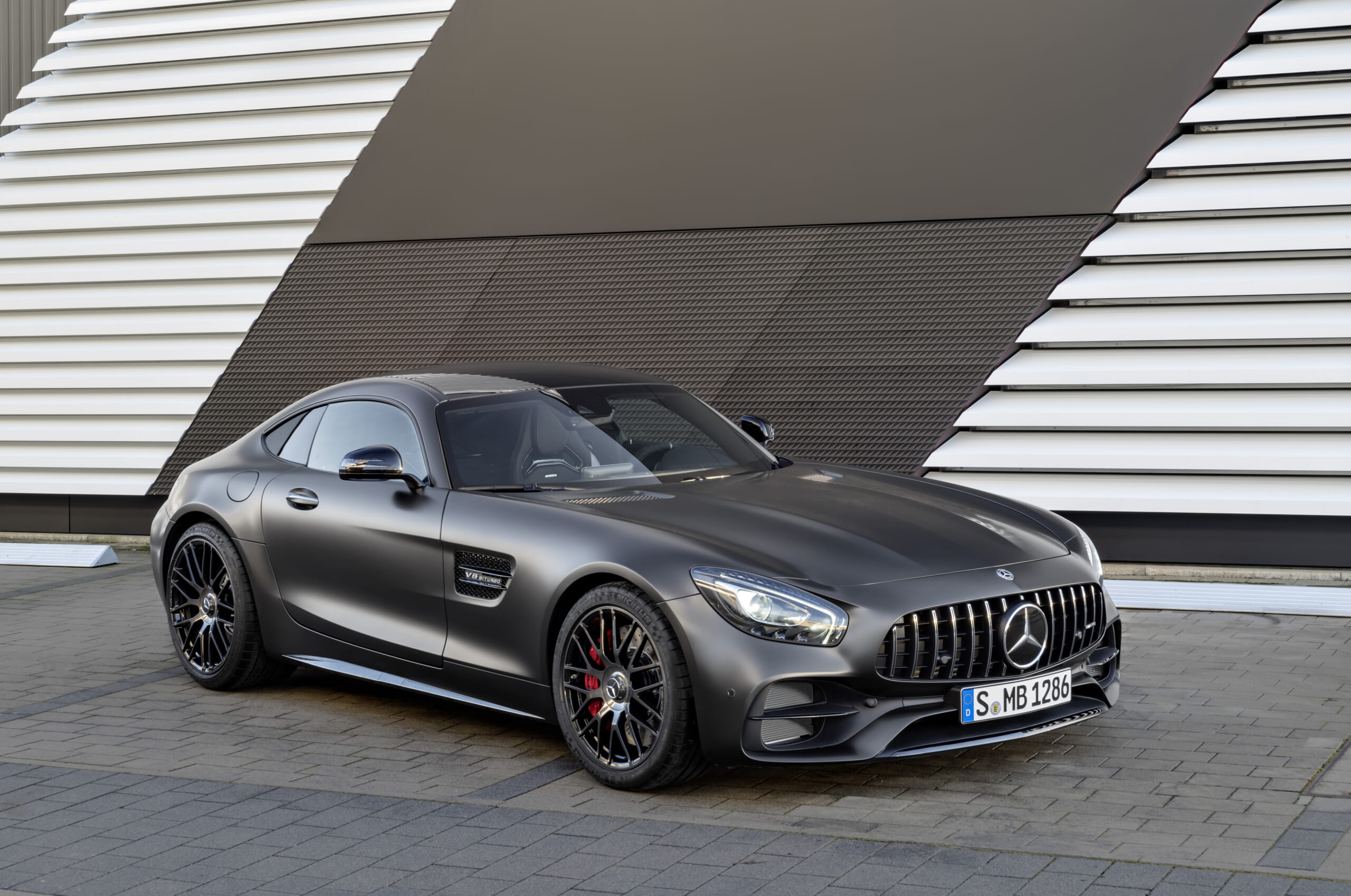 2017 Mercedes AMG GT C_44.jpg
