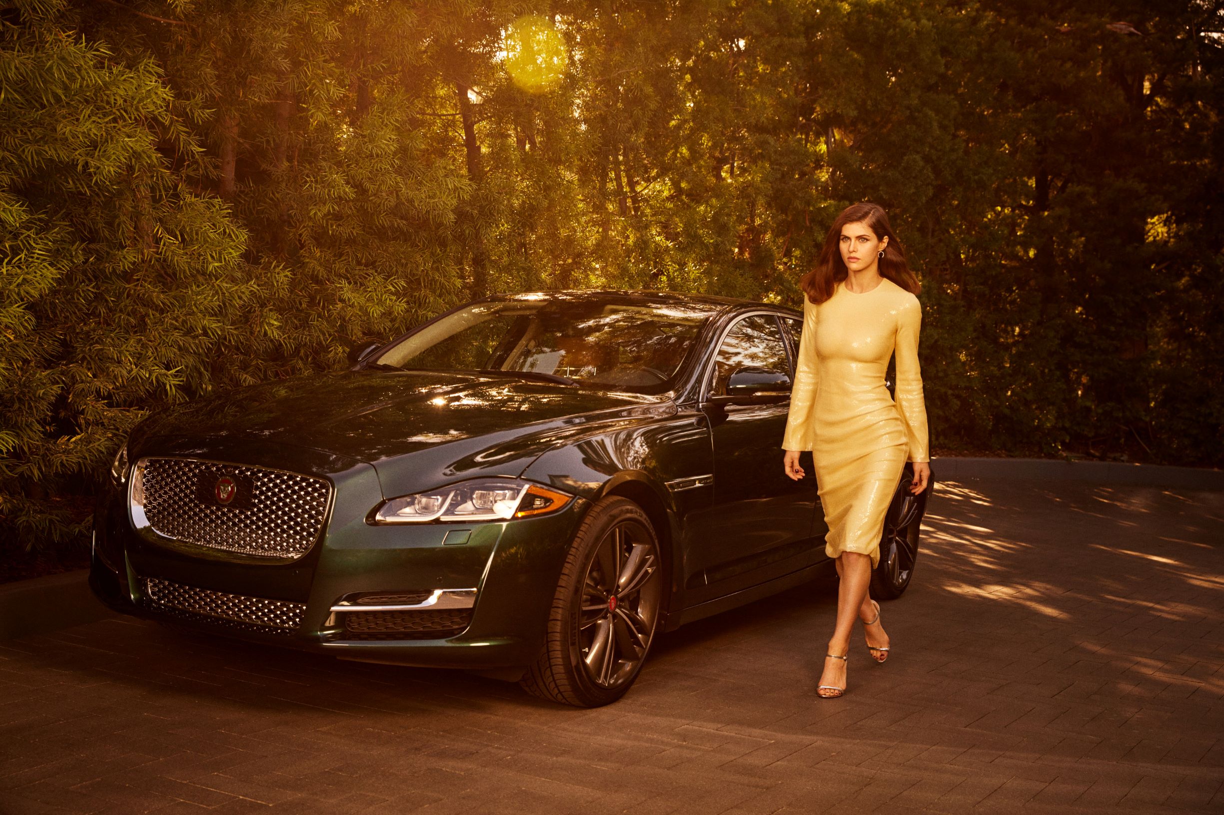 2019 Jaguar XJ Collection Special Edition Alexandra Daddario (5)