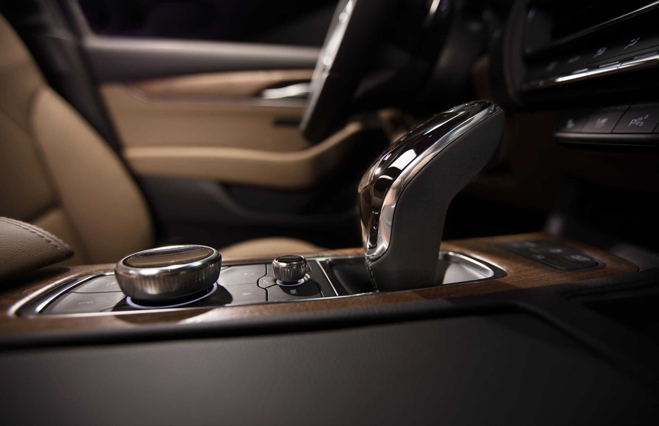 2020-Cadillac-CT5-PremiumLuxury-008