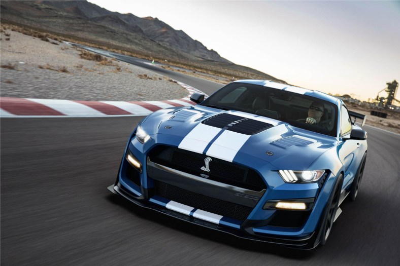 2020 Ford Mustang Shelby GT500SE  (1)