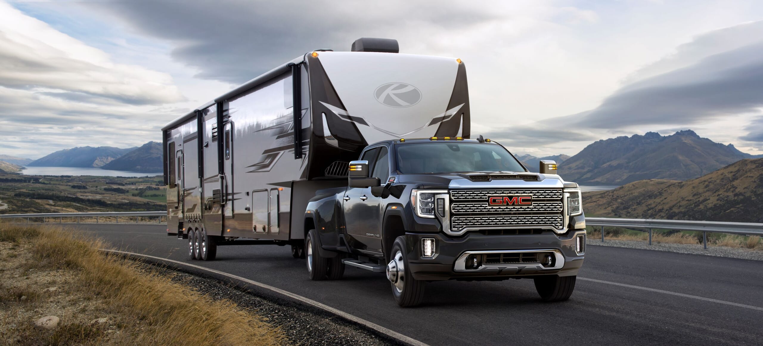 2020-GMC-Sierra-3500HD-Denali-001