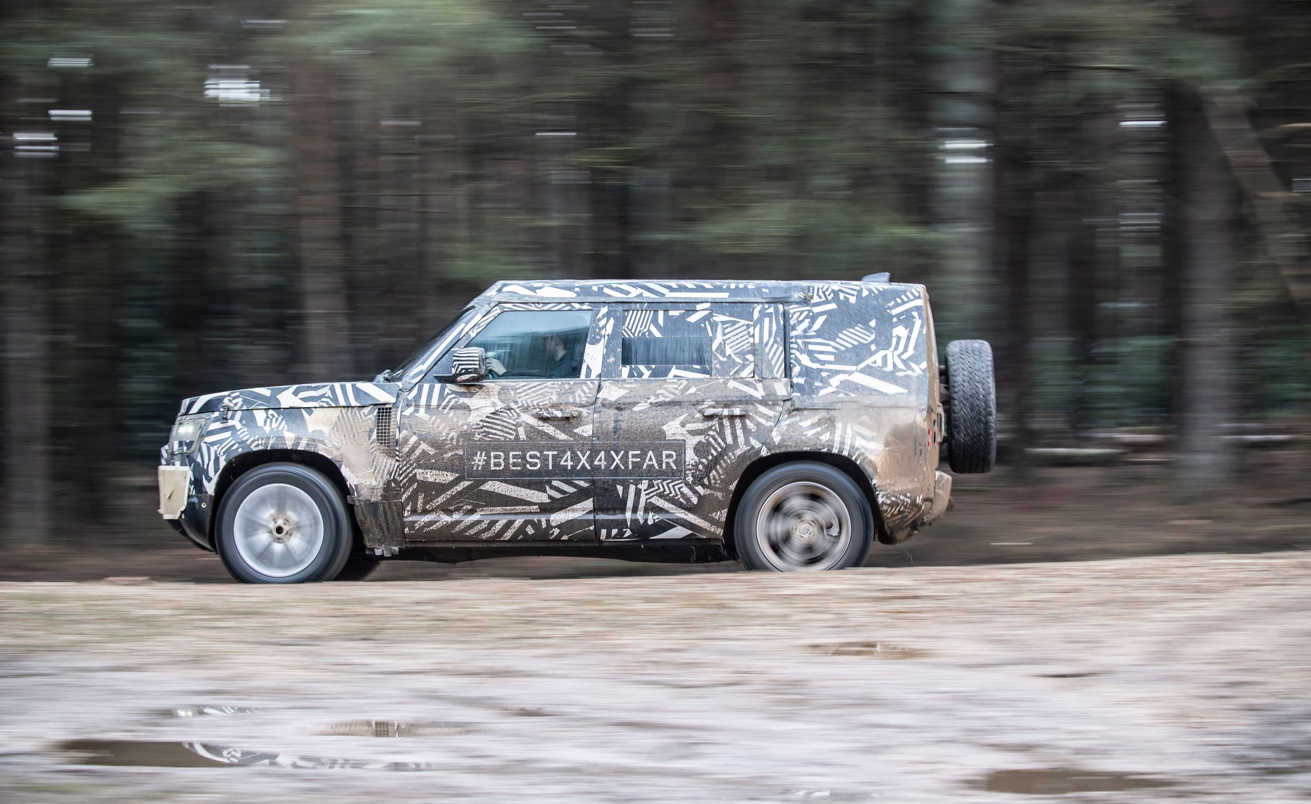 2020 Land Rover Defender (6)