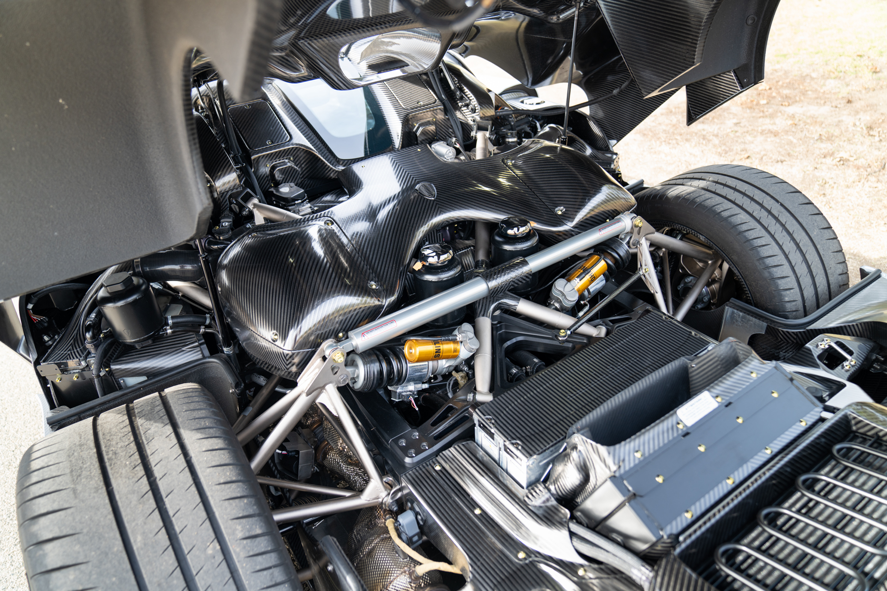 2020_Koenigsegg_Regera_13