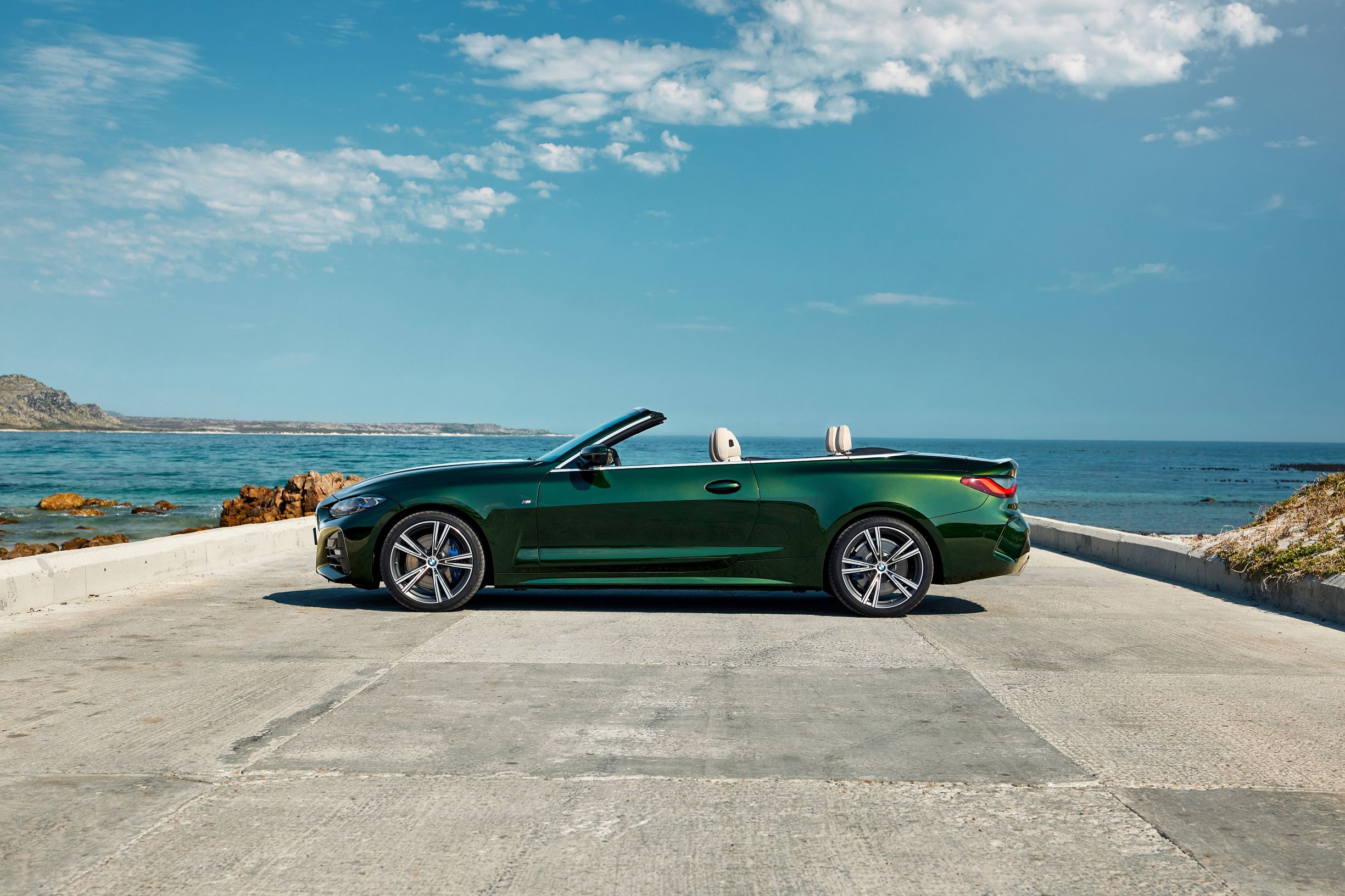 2021 BMW 4 Series Convertible (6)