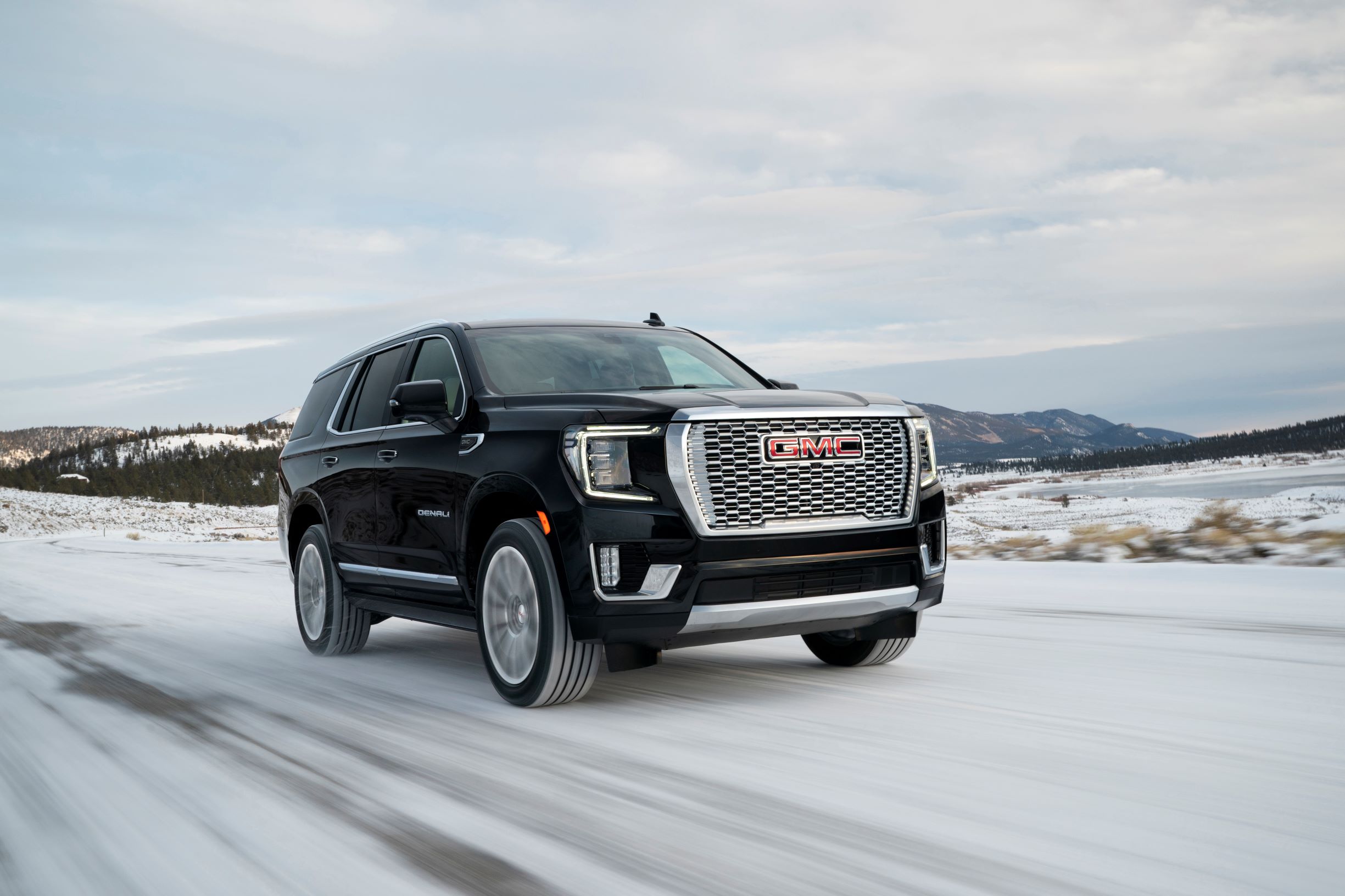 2021 GMC Yukon Denali (1)
